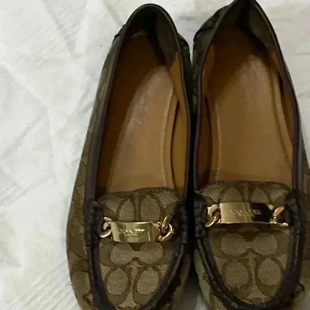 COACH WO SIZE 7.5 SLIP ON LOAFER SHOES BROWN GOLD COACH ACCENT GOOD CONDITION - Picture 3 of 14